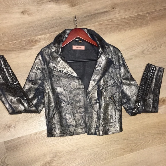 MOTO BRAND COATED DENIM PYTHON LEATHER LIKE STUD SLEEVE BADAZZ JACKET OMG!!!